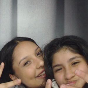 Meet your Posher, Iris